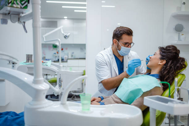 Best Veneers and Lumineers  in Manchester, WA